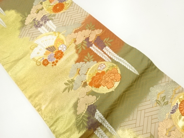 松菊に蝶模様織出し袋帯